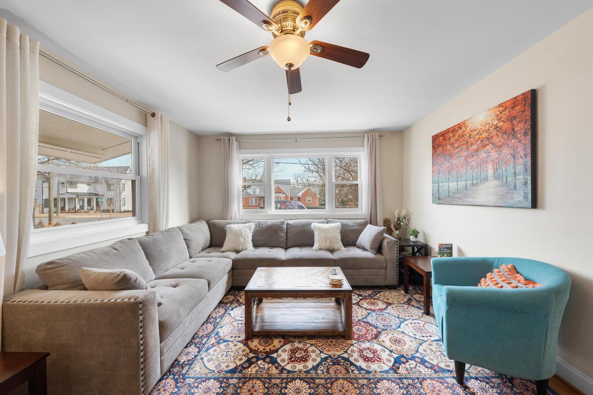 Charming Dt 3-Bed Bungalow With Fenced-In Yard Raleigh Esterno foto